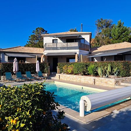 Cote Et Mer - Appartement Haut Standing Dans Villa Avec Piscine Et Vue Mer Taglio-Isolaccio Exterior photo