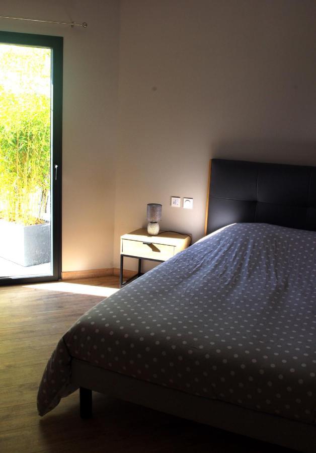 Cote Et Mer - Appartement Haut Standing Dans Villa Avec Piscine Et Vue Mer Taglio-Isolaccio Exterior photo