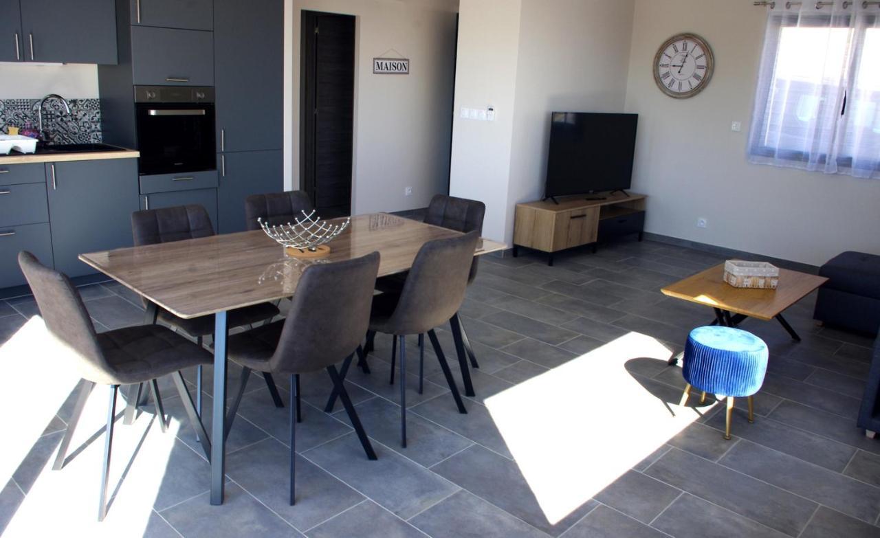 Cote Et Mer - Appartement Haut Standing Dans Villa Avec Piscine Et Vue Mer Taglio-Isolaccio Exterior photo