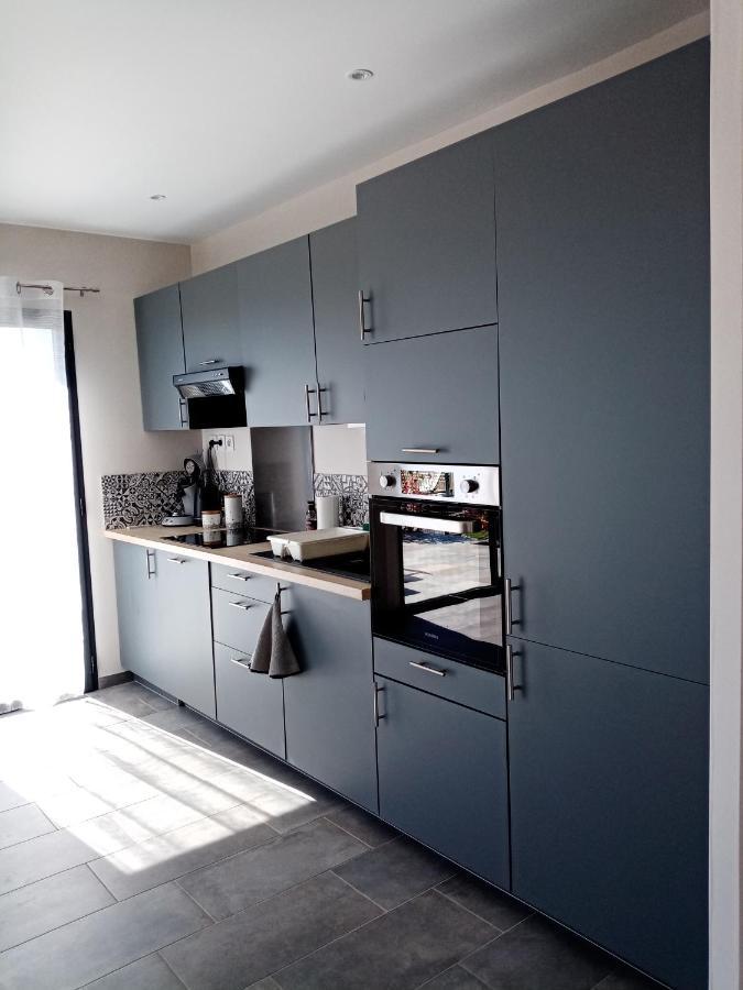 Cote Et Mer - Appartement Haut Standing Dans Villa Avec Piscine Et Vue Mer Taglio-Isolaccio Exterior photo