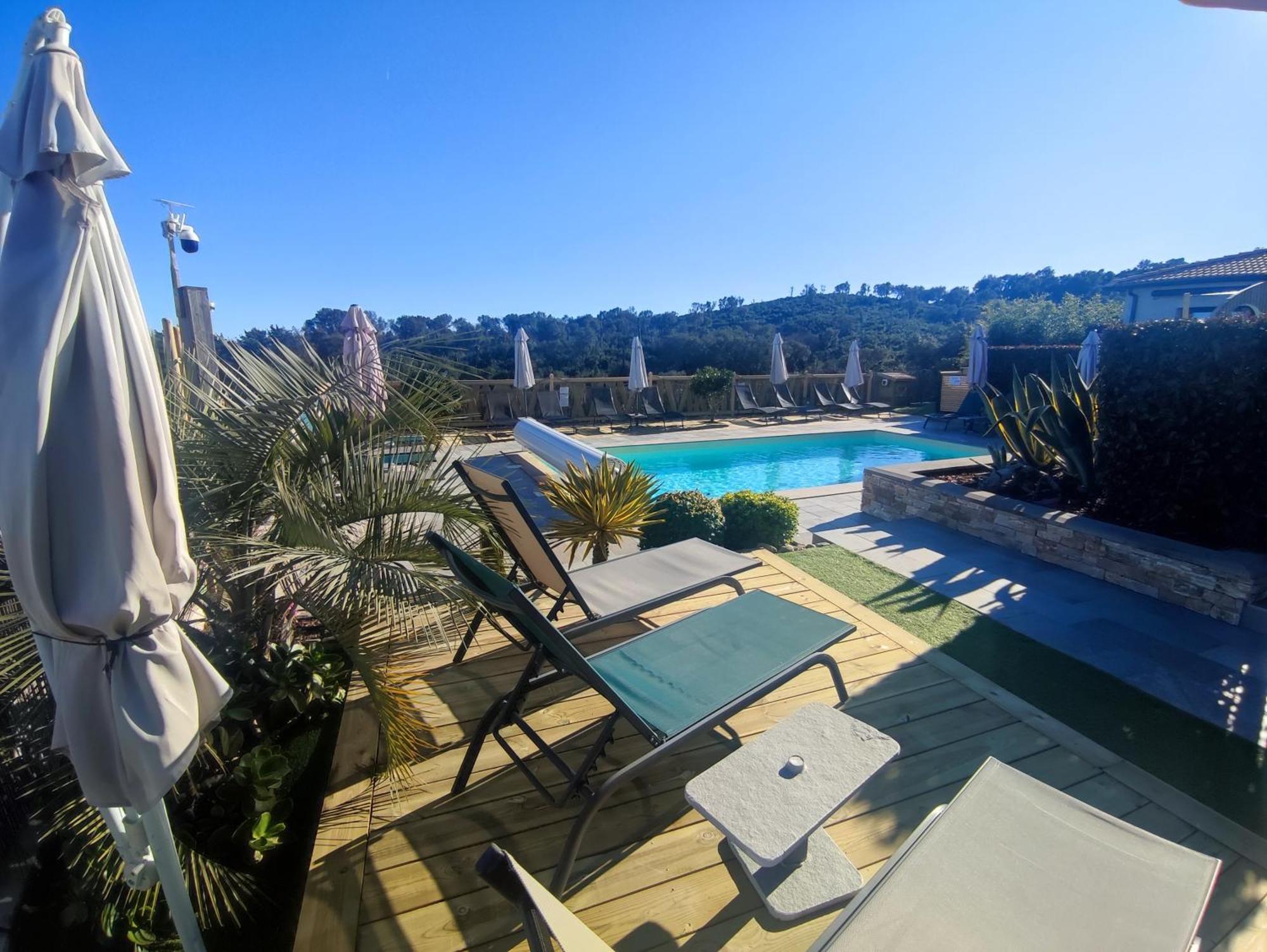 Cote Et Mer - Appartement Haut Standing Dans Villa Avec Piscine Et Vue Mer Taglio-Isolaccio Exterior photo