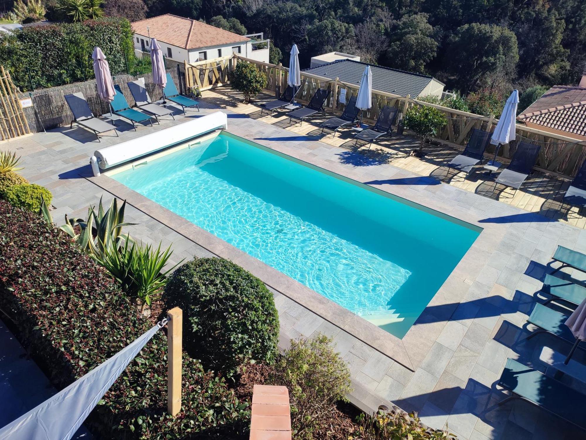 Cote Et Mer - Appartement Haut Standing Dans Villa Avec Piscine Et Vue Mer Taglio-Isolaccio Exterior photo