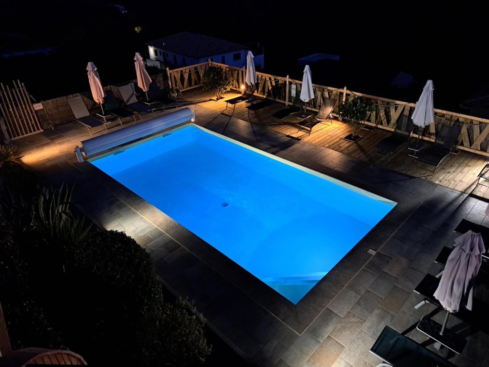 Cote Et Mer - Appartement Haut Standing Dans Villa Avec Piscine Et Vue Mer Taglio-Isolaccio Exterior photo